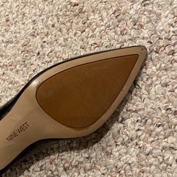 Nine West black heels - Picture 4 of 5